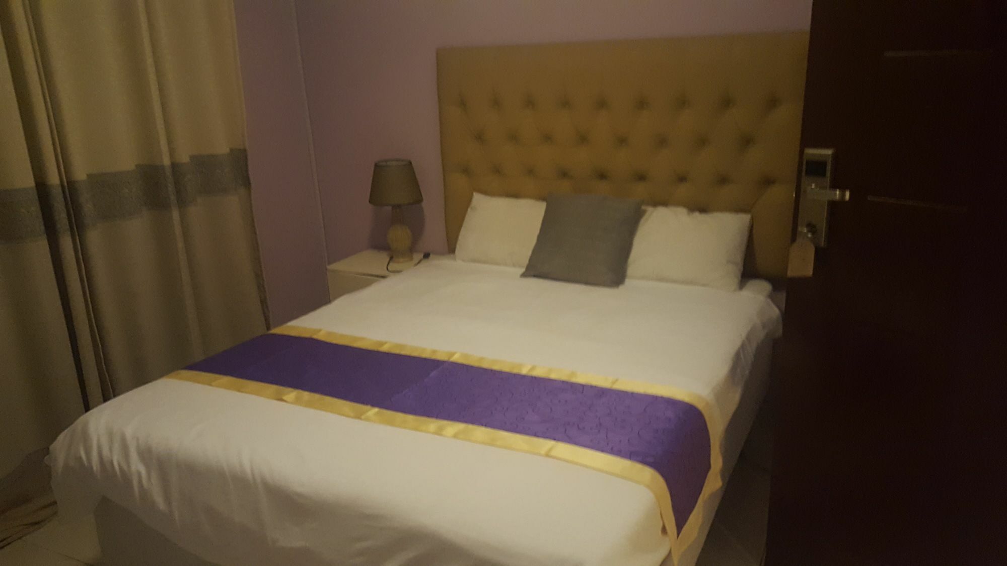 Mathlyn Guest House ฟรานซิสทาวน์ ภายนอก รูปภาพ