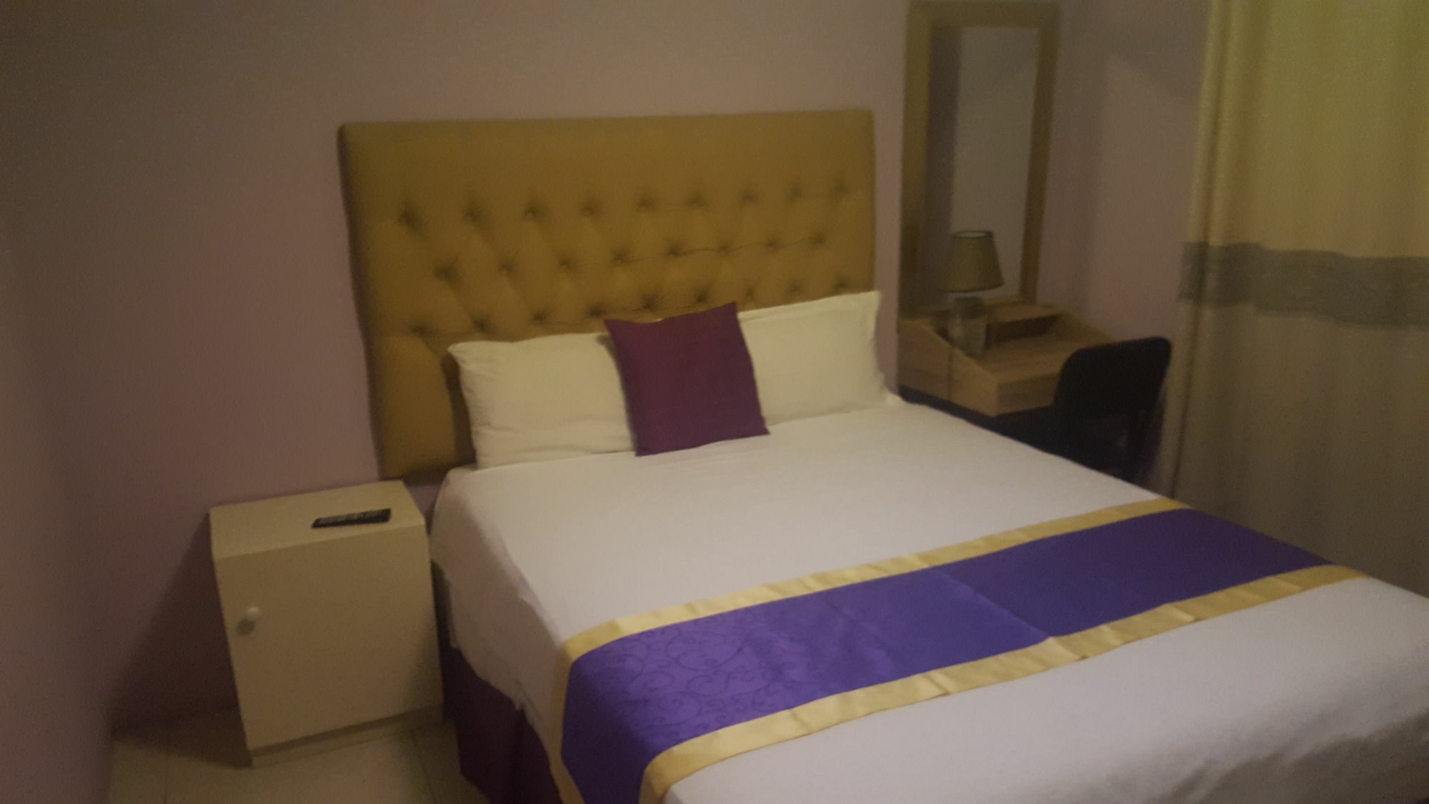 Mathlyn Guest House ฟรานซิสทาวน์ ภายนอก รูปภาพ