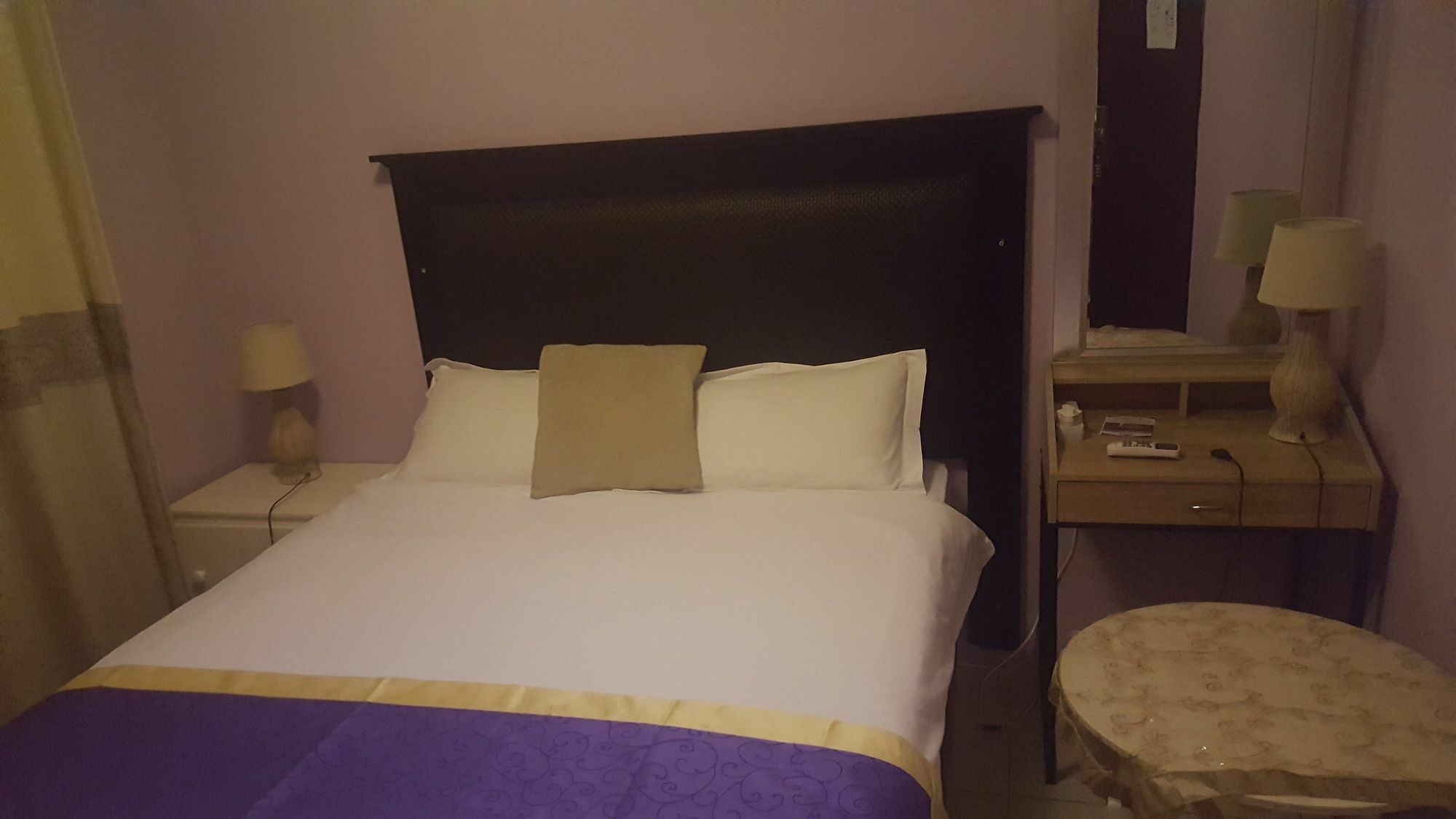 Mathlyn Guest House ฟรานซิสทาวน์ ภายนอก รูปภาพ